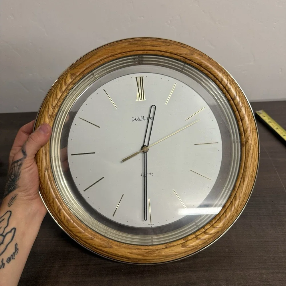 Mid Century Waltham Oak Wood Gold Rim Glass Face 12